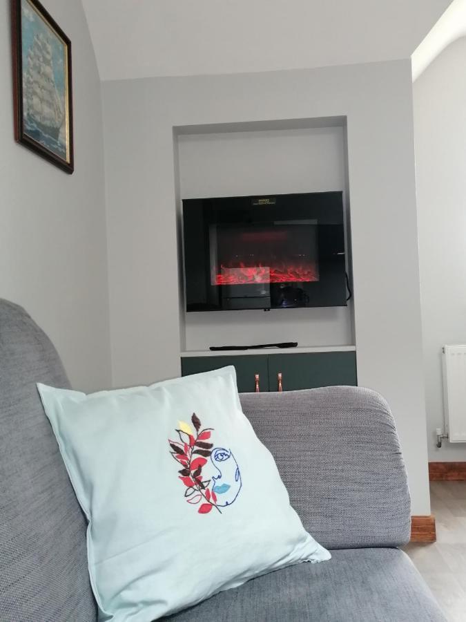 Self Catering Upstairs Apartment At Tradcottage Sligo Exterior photo