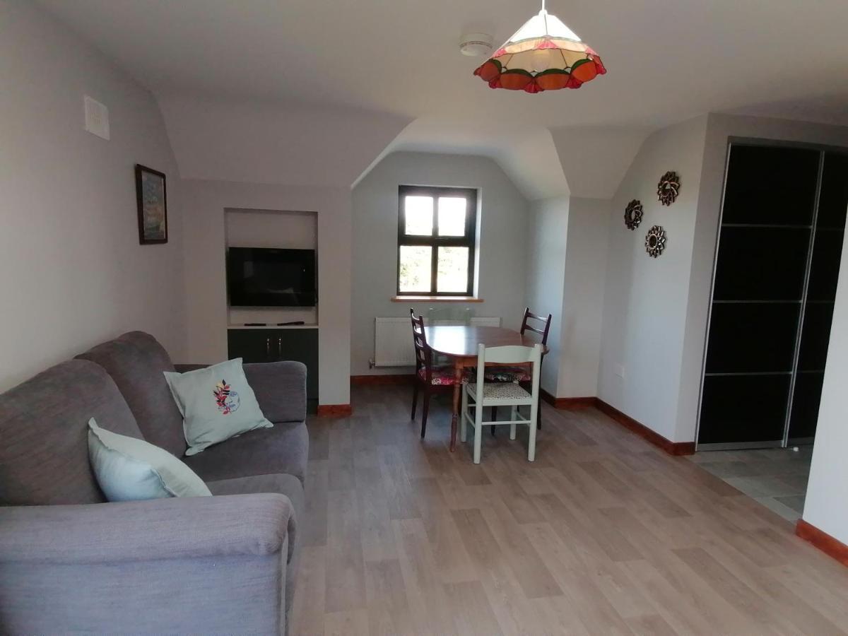 Self Catering Upstairs Apartment At Tradcottage Sligo Exterior photo